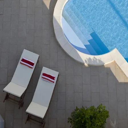 Diamantina Villa *